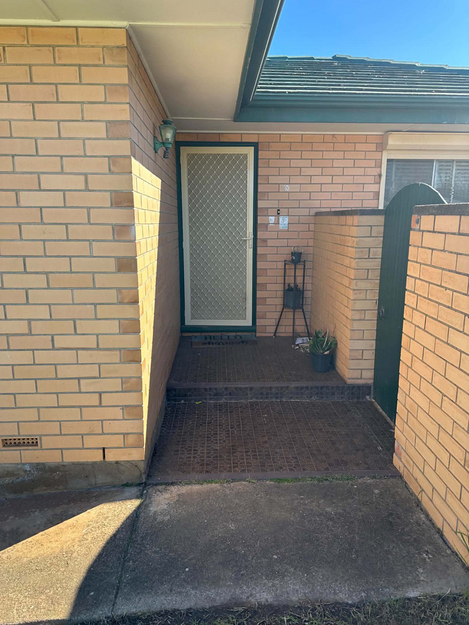 Freshly Renovated Home with Massive Workshop, Dual Driveway & Approx. 710sqm