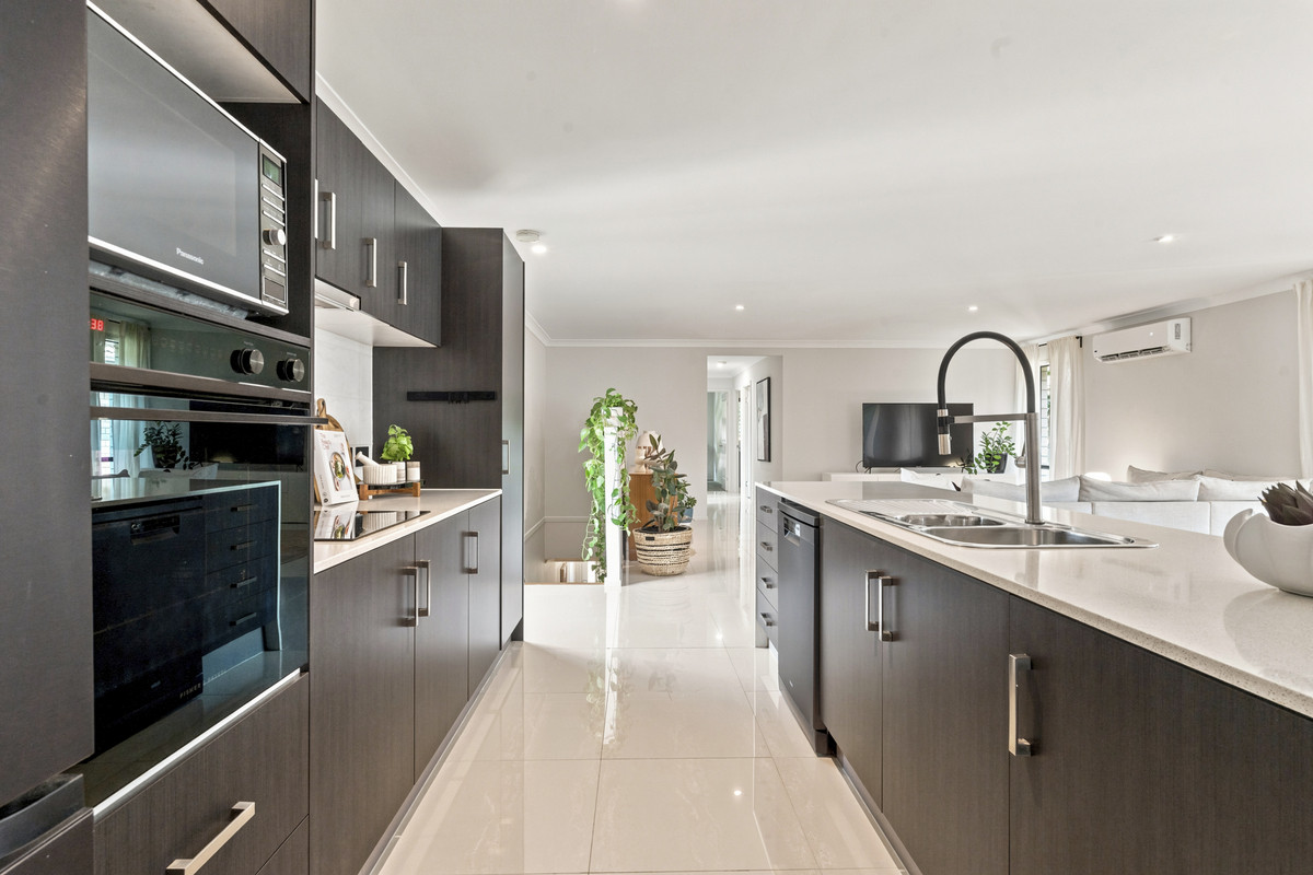 Residential for sale in Tennyson, 21 Gerlee Street, Tennyson QLD 4105, 416 m²