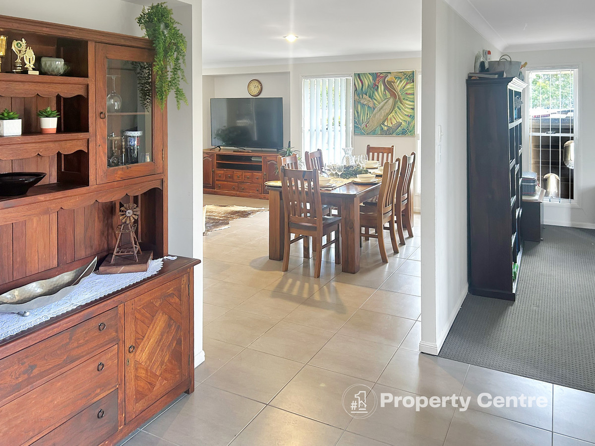 Luxury, Lifestyle & Location Beside the Dalby Golf Course