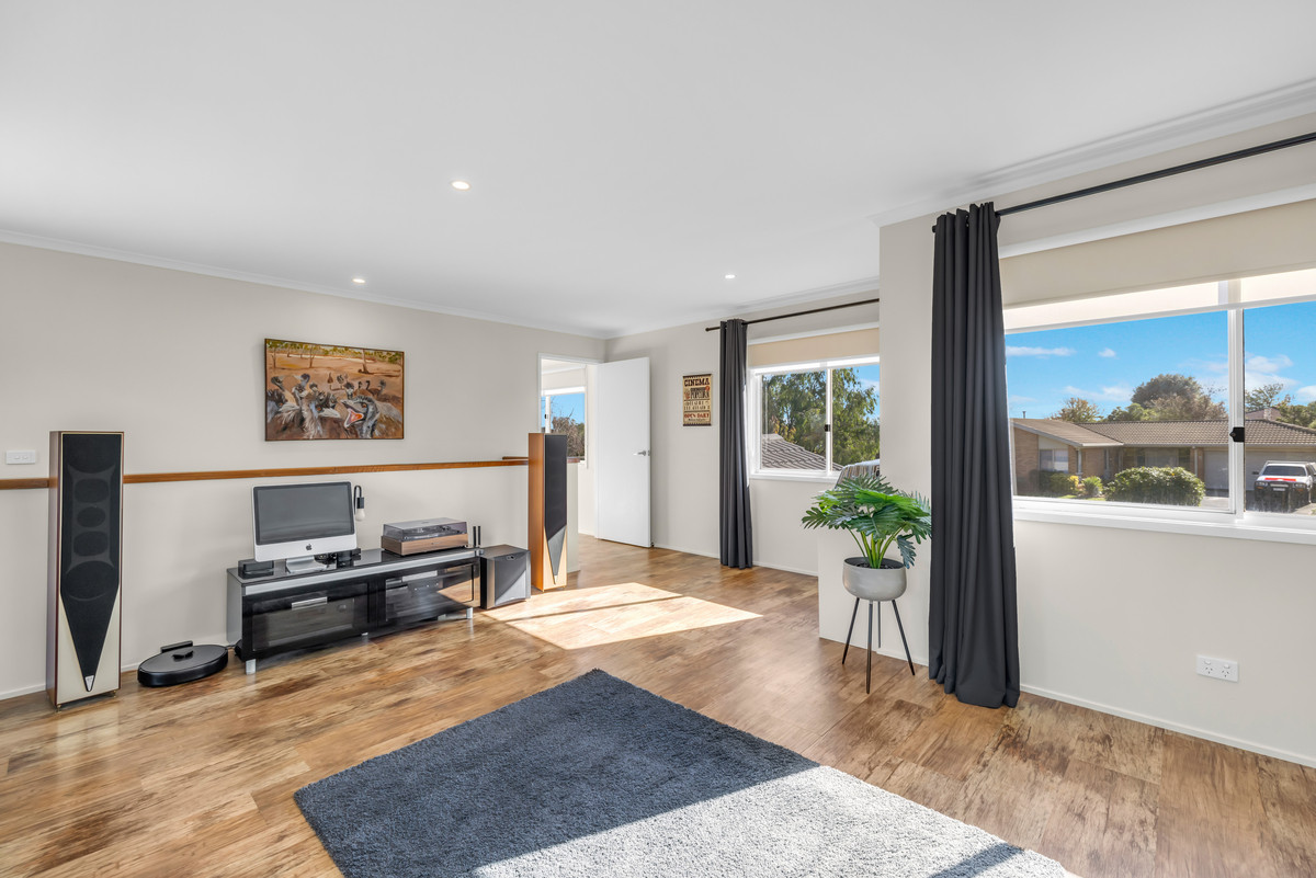 Big Family Home, Brilliant Location