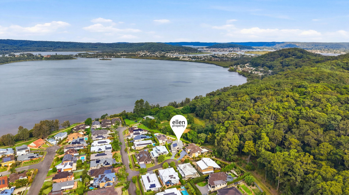 Prestigious Figtree Bay Estate - Family Home