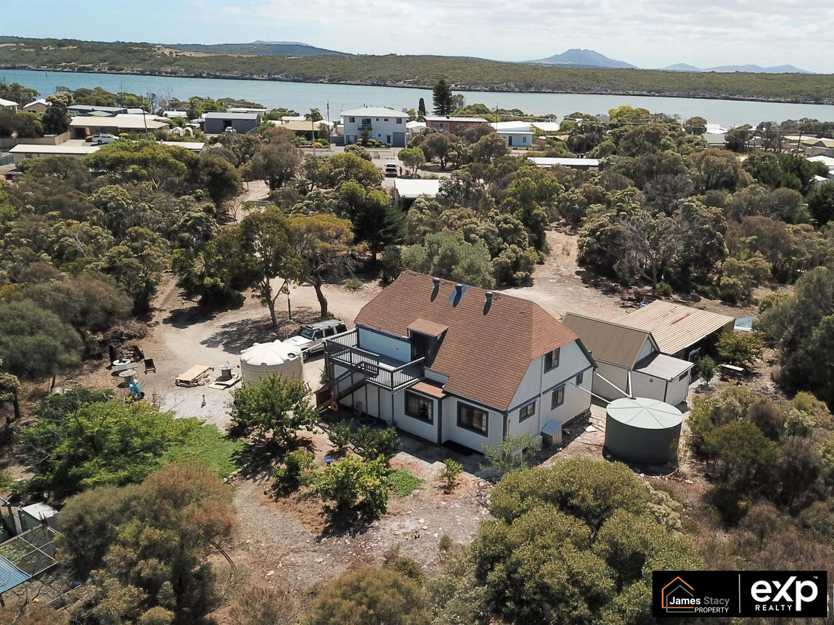 Rare 1.89Ha Development Opportunity in the Heart of Coffin Bay