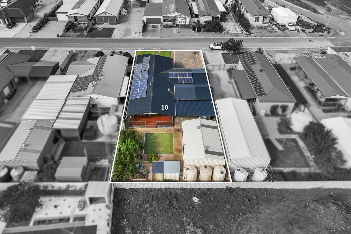 Spacious Moonta Bay Home with Solar, Shedding & Practical Everyday Comfort