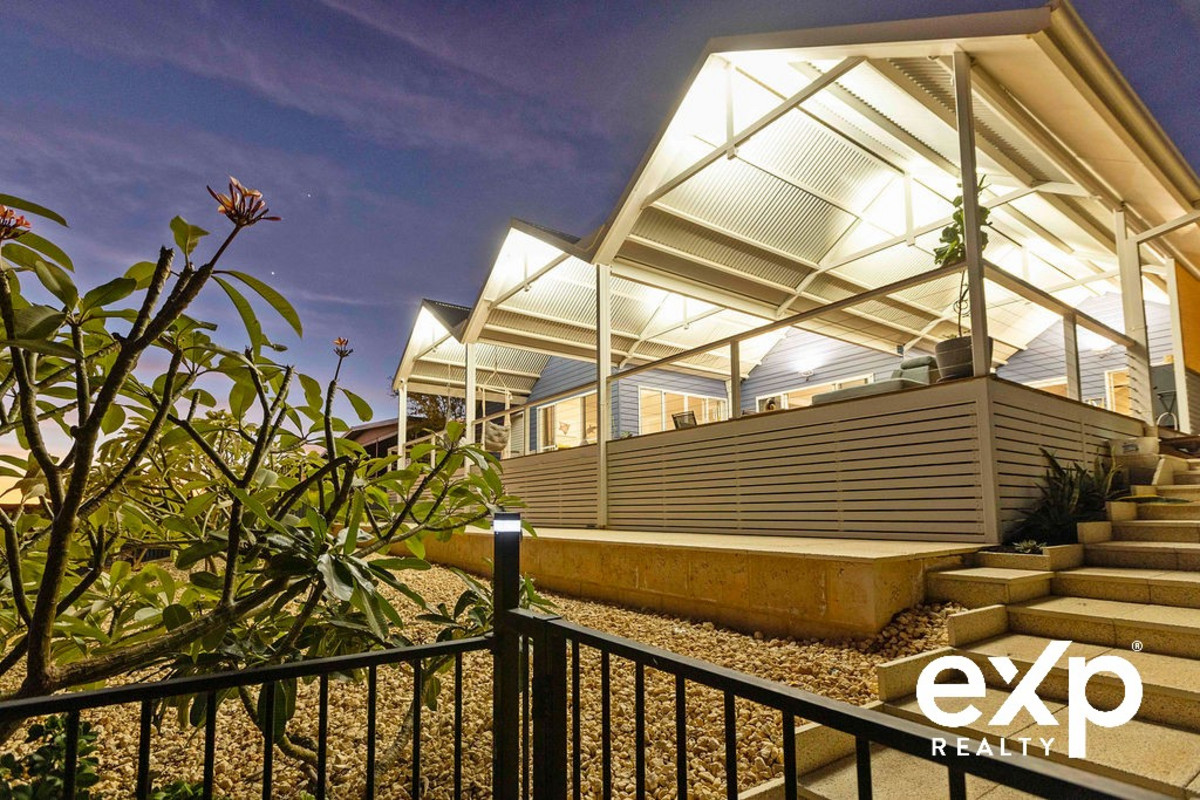 The ultimate in marina living!