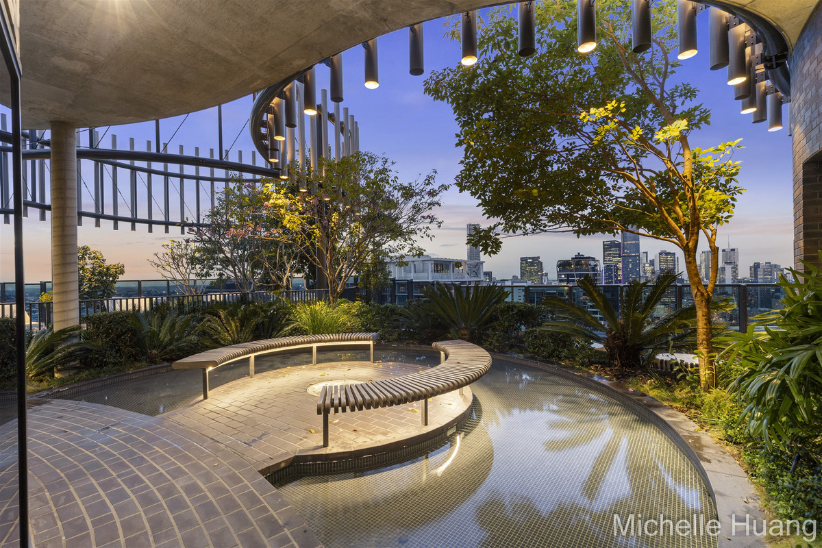 Luxury, Lifestyle and Location at The Standard by Aria - Residence 2005