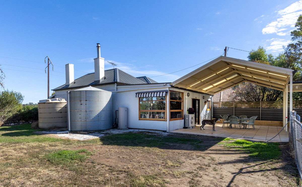Hildebrandt’s Cottage - An Enchanting Country Escape on approximately 3,900m²