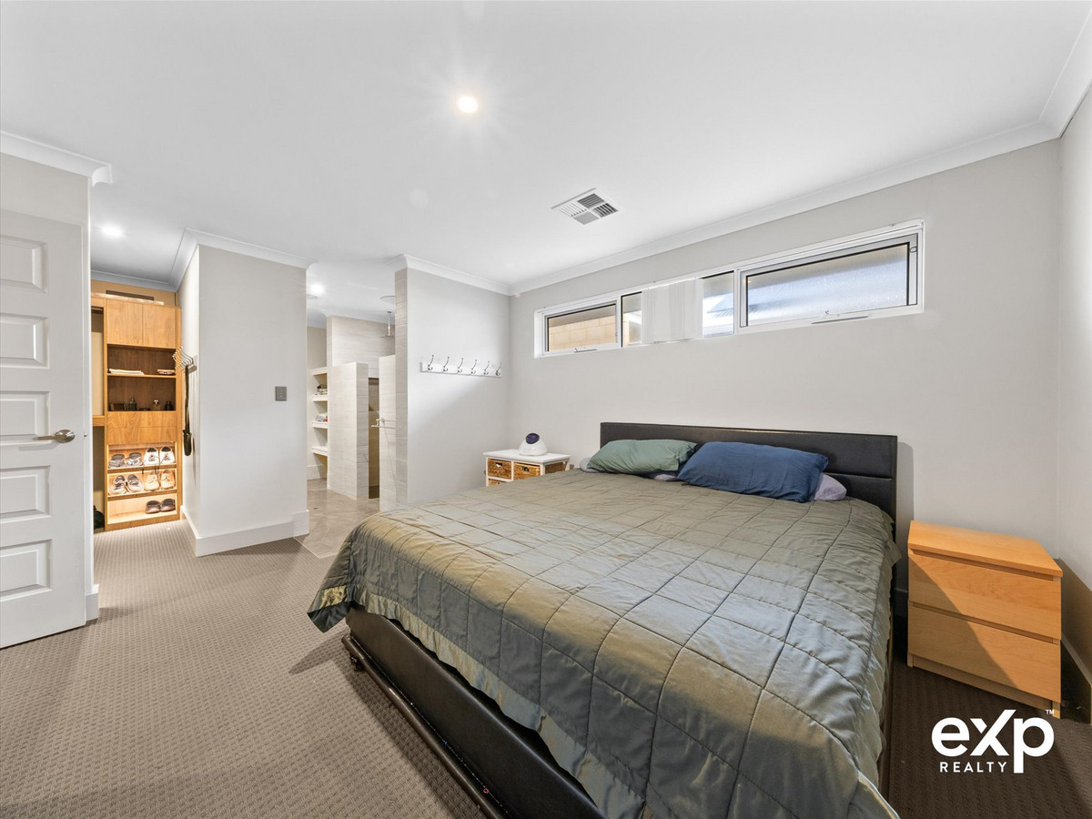 Your Surf, Stay, and Hideaway—Luxury Living in Madora Bay!