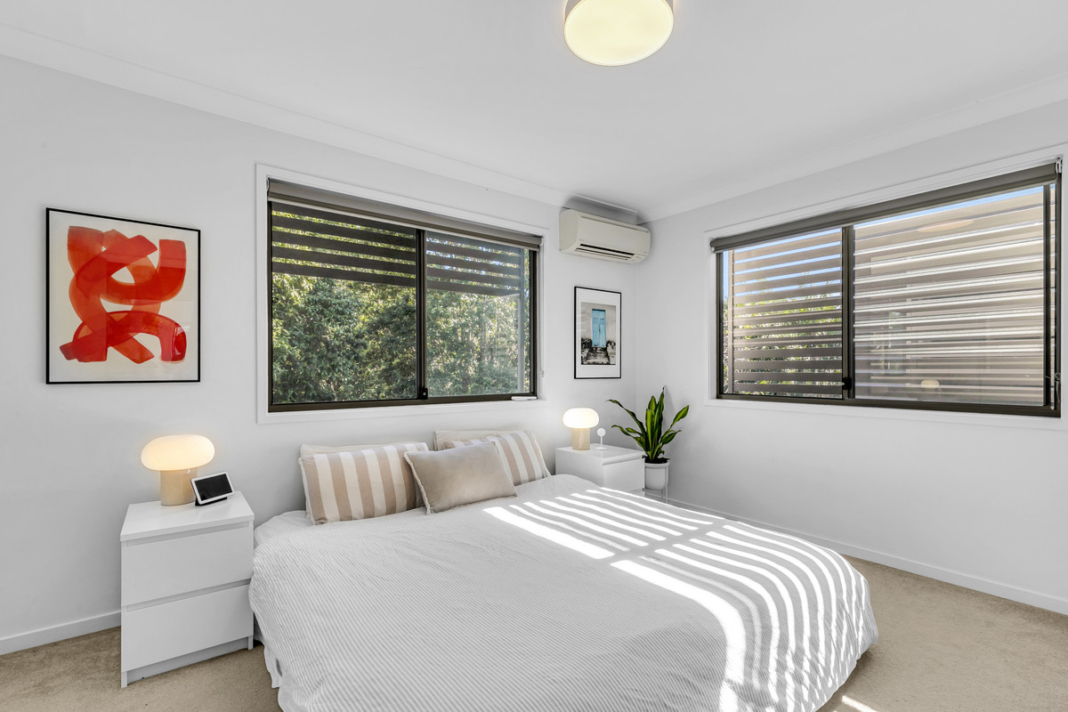 Inner-City Convenience with Modern and Effortless Townhouse Living