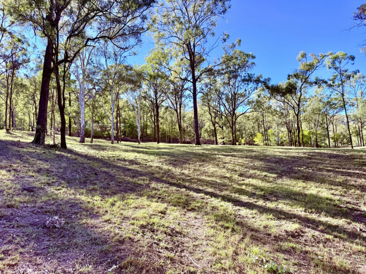 12 Scenic Acres in the Lockyer Valley