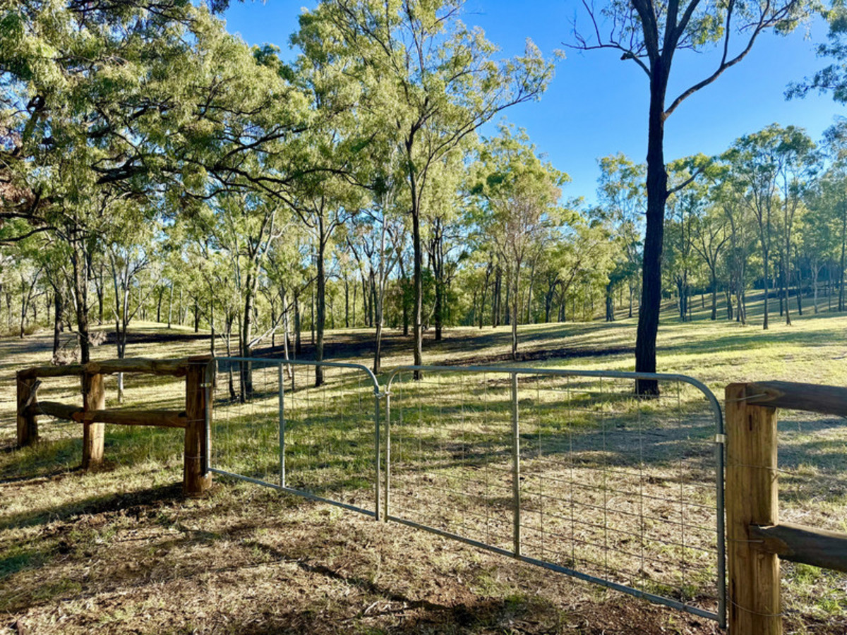 12 Scenic Acres in the Lockyer Valley