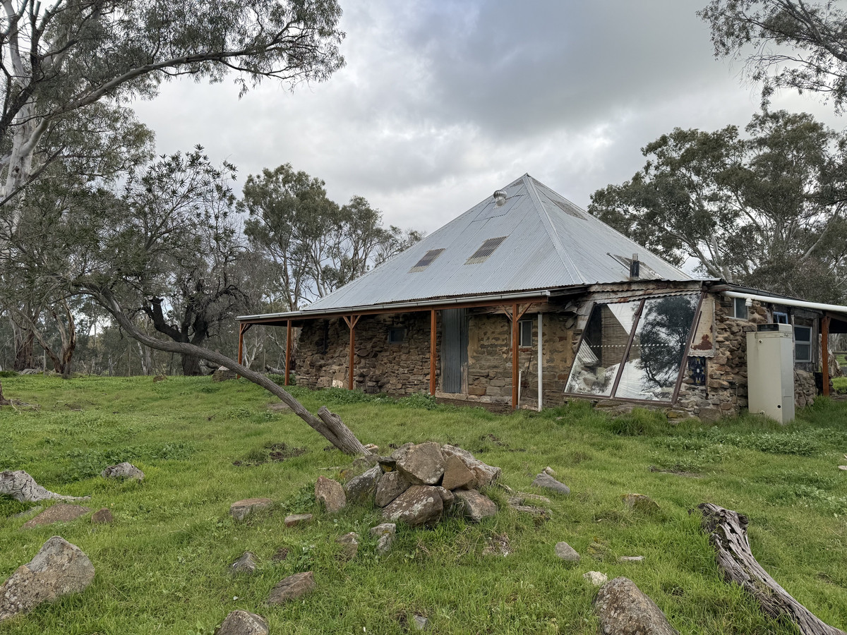 Land for sale in Mount Mckenzie, 219 Sugar Loaf Hill Road, Mount Mckenzie SA 5353, 6 ha