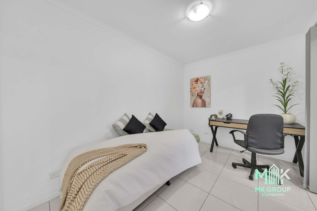Renovated, Spacious & Built for Entertaining — A Rare Find in Parafield Gardens.