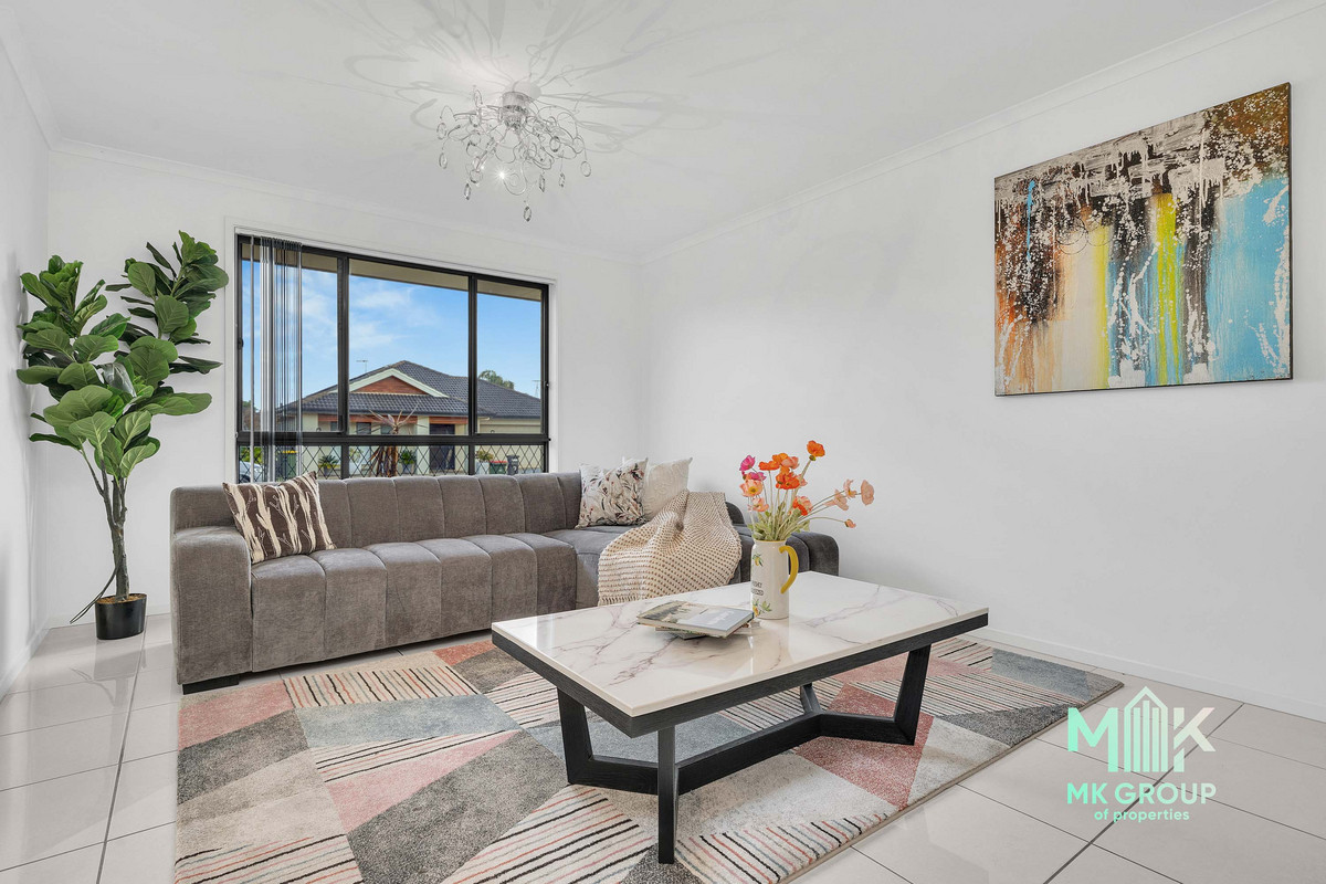 Renovated, Spacious & Built for Entertaining — A Rare Find in Parafield Gardens.