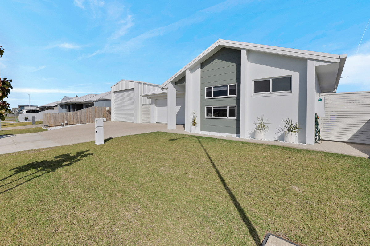 DON'T UNDERESTIMATE THE TRUE VALUE HERE!!! BARELY 9 MONTHS OLD!!! CONTACT AGENT Modern Family Living in Rural View