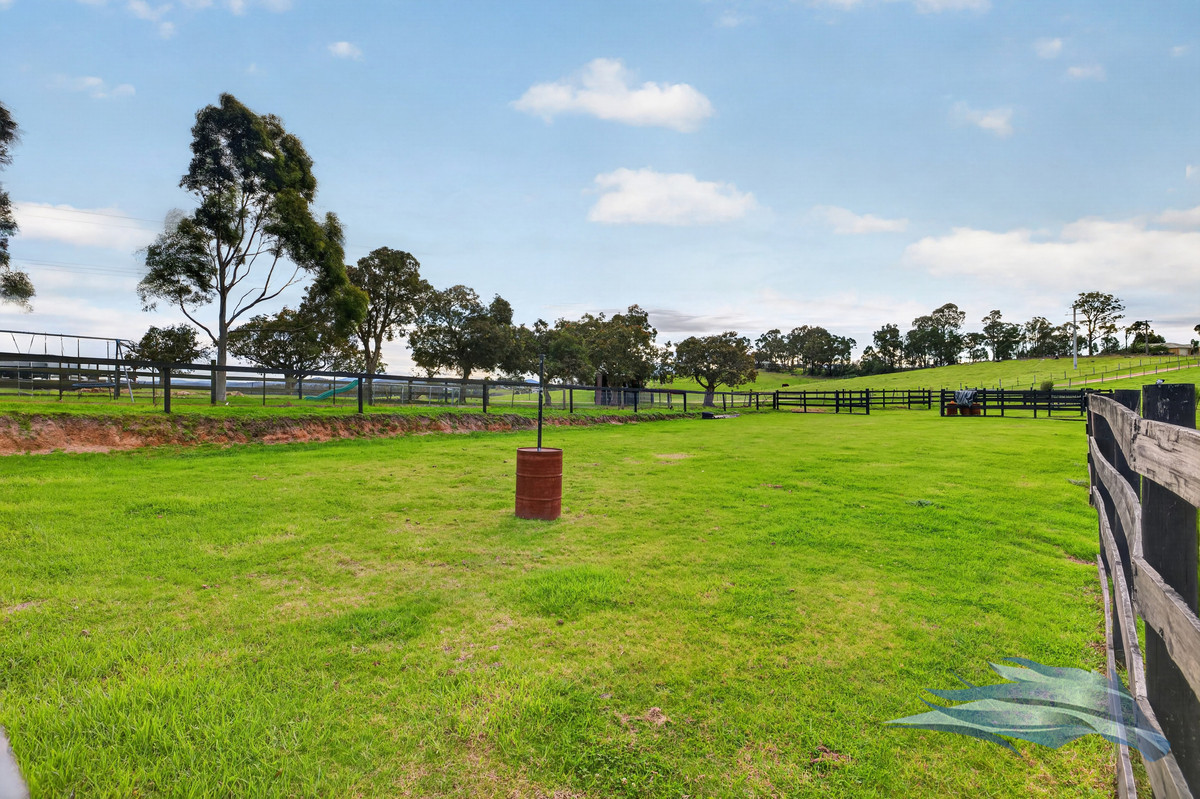 Country Charm on 5 Acres