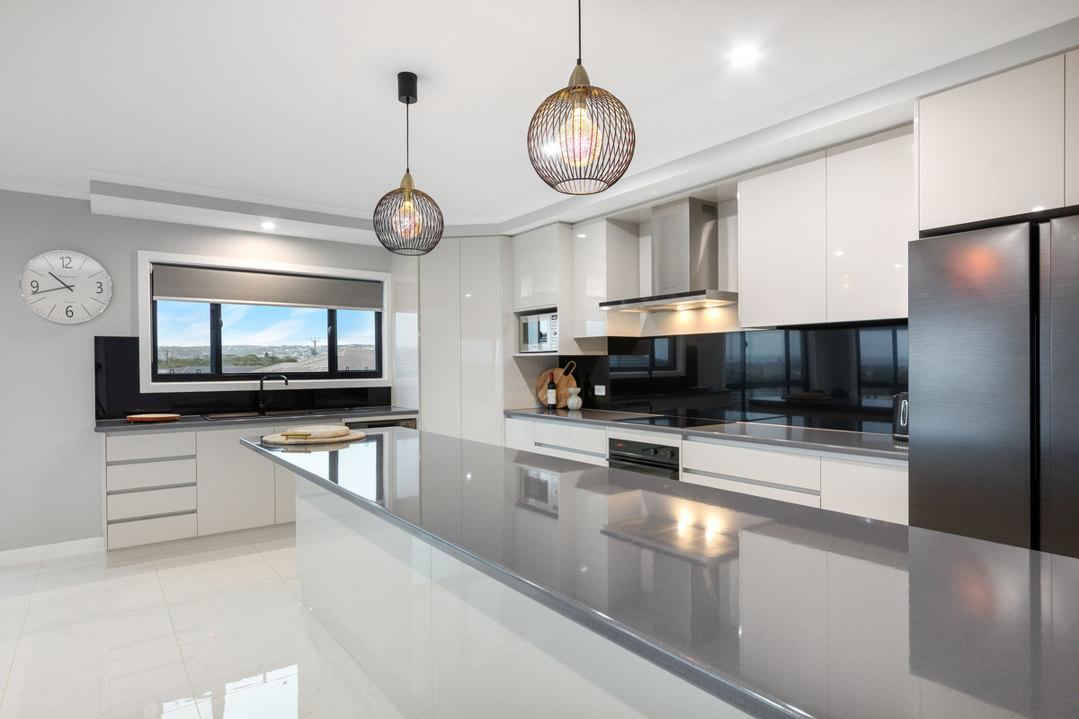 Elevated Marina Living with Space, Style & Spectacular Views