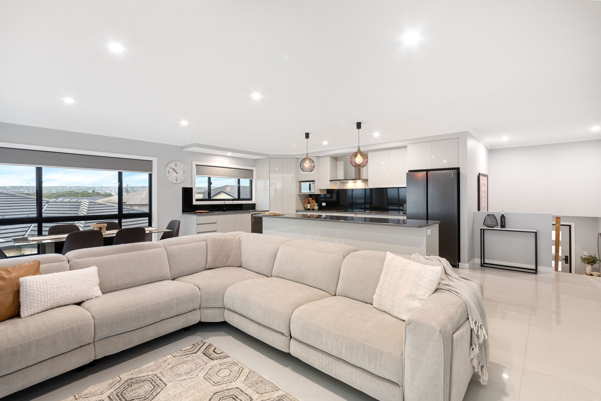 Elevated Marina Living with Space, Style & Spectacular Views