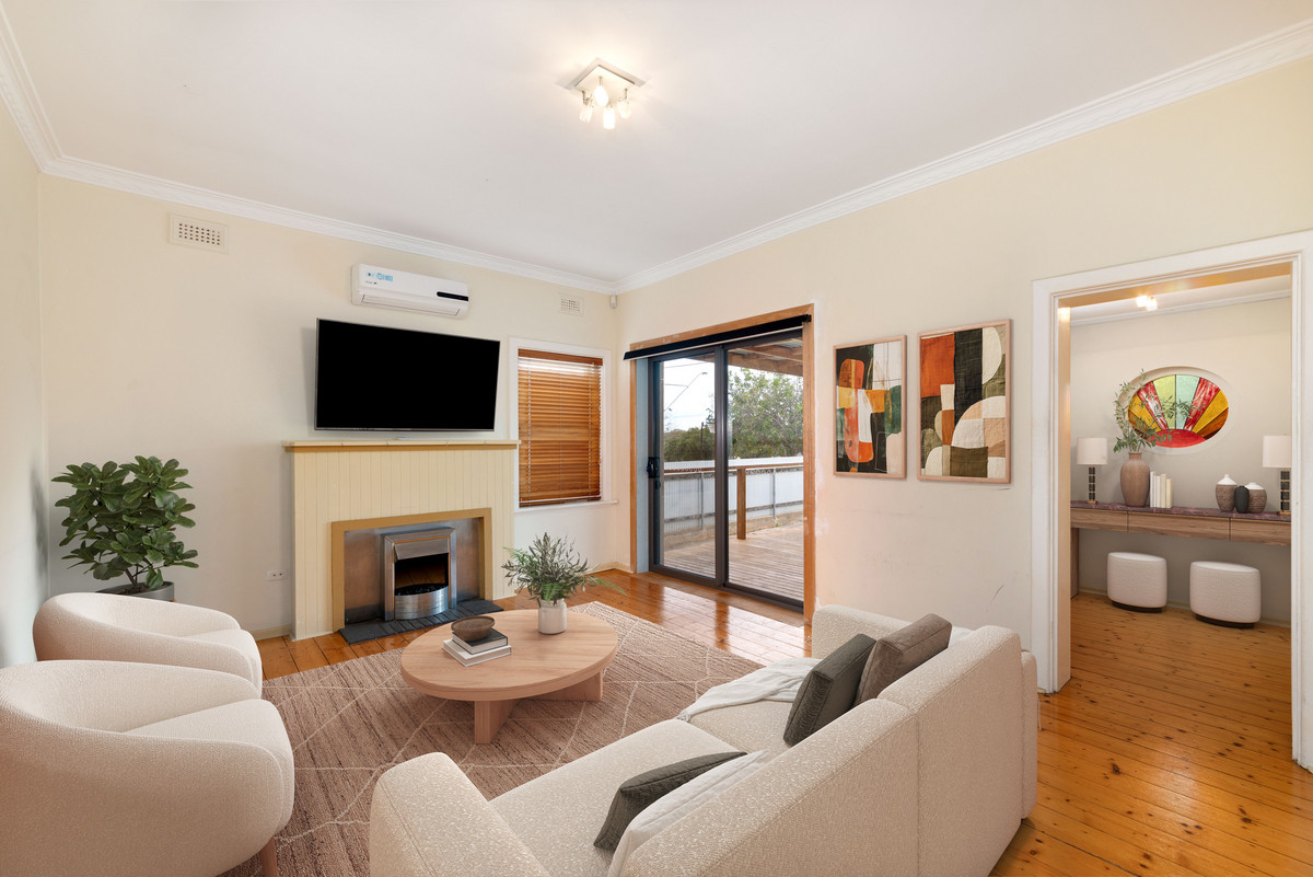 Charming Character Home in a Prime City-Fringe Location