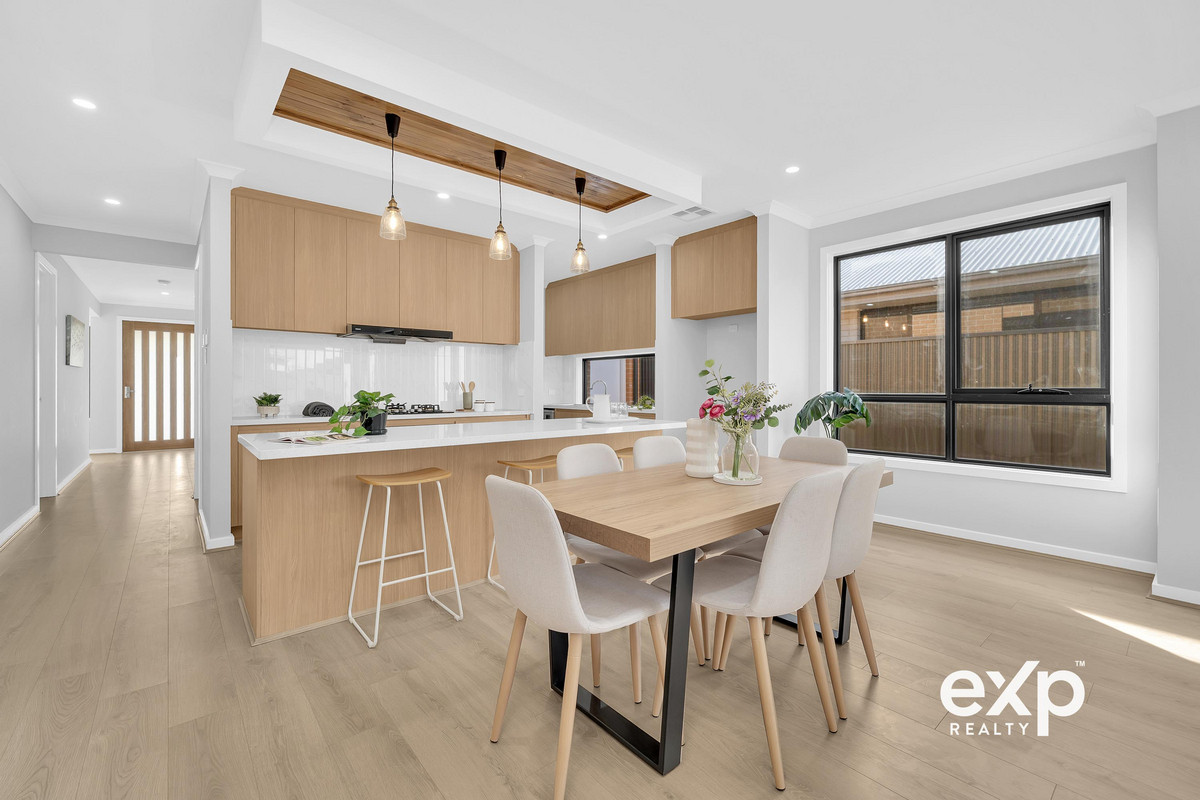 Stunning Brand-New Family Home with Sunroom & Multiple Living Spaces – First Home Owner Grant Available (Eligibility Criteria Apply)