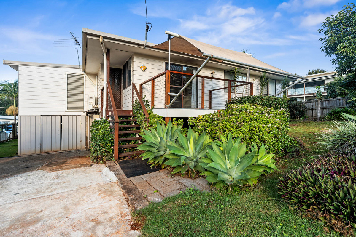 Unbeatable location — just a short stroll to the jetty and moments from Jock Kennedy Park