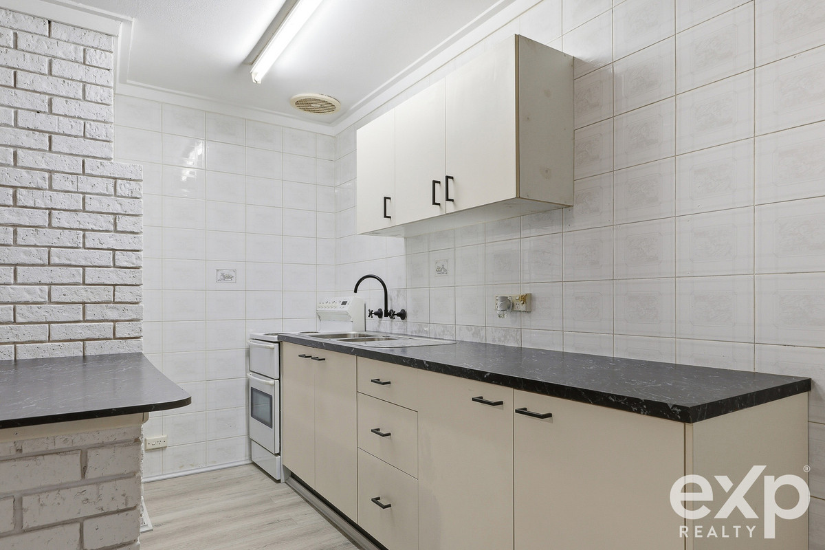 Home Open Cancelled - UNDER CONTRACT!