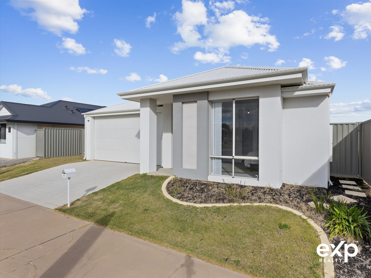 A Near-New Family Retreat in Scenic South Yunderup