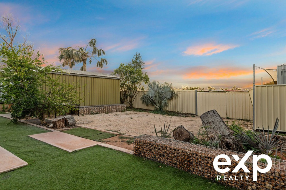 Home & Income Potential Close to Town!