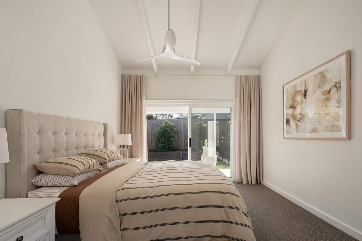 Beautifully Renovated Architectural Family Retreat of Exceptional Calibre