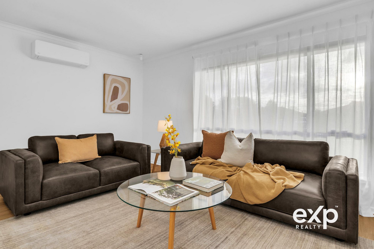 Fully Renovated Family Living with Space, Style & Outdoor Entertaining