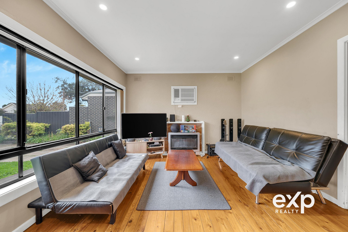 Wide Frontage • 674m² Allotment • Future Potential • Walk to Transport