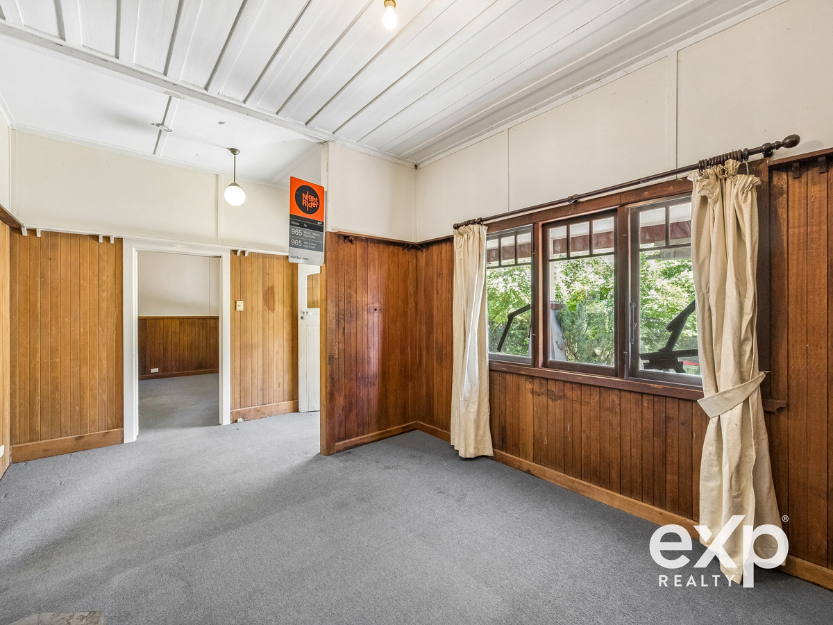 Residential for sale in Wesburn, 2880 Warburton Highway, Wesburn VIC 3799, 738 m²