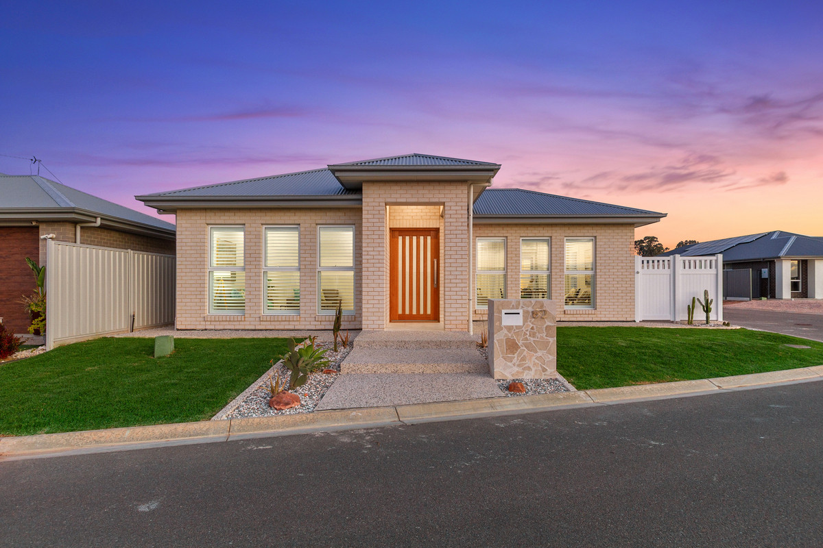 Residential for sale in Wallaroo, 82 Liberator Way, Wallaroo SA 5556, 414 m²