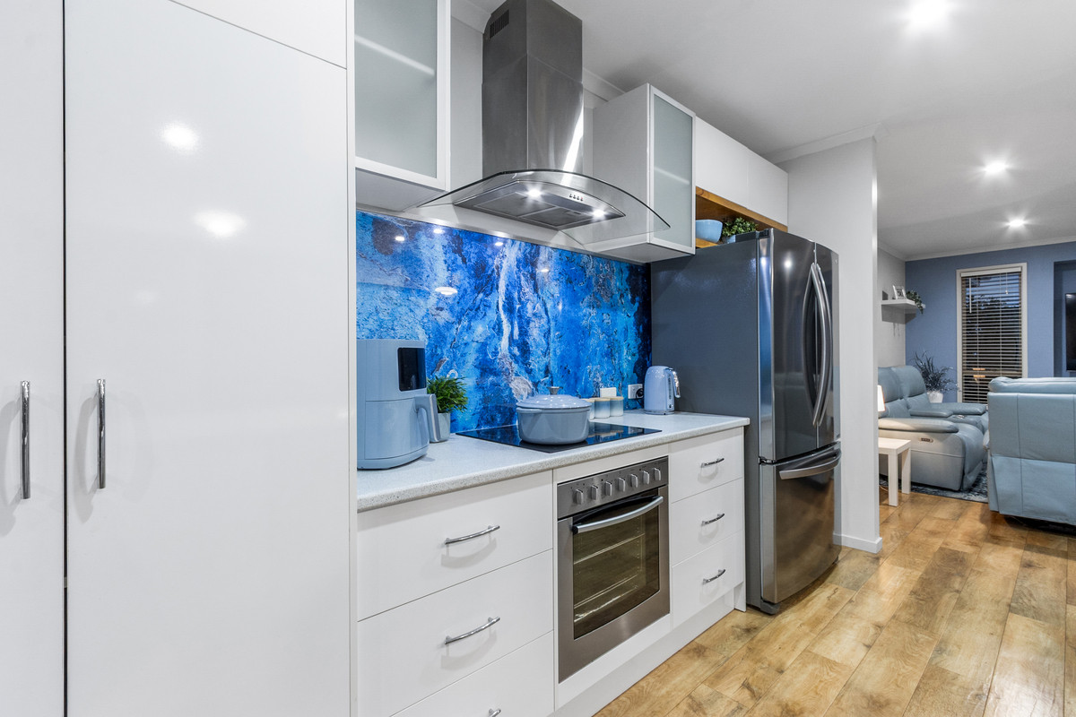 The Complete Coastal Package with Exceptional Shedding & Flexible Family Living
