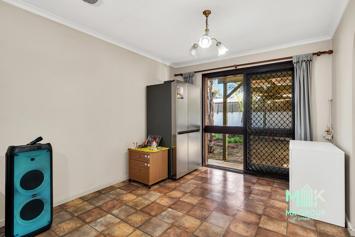 CORNER BLOCK GOLDMINE – First Home Buyers, Investors & Developers, This One's For You!