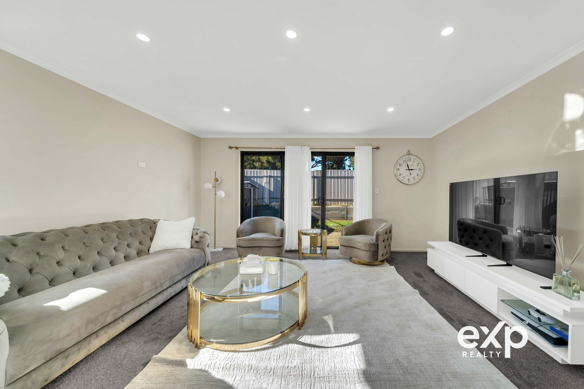 🏡 Modern Family Living with Immediate Rental Income – Perfect for First Home Buyers, Investors & SMSF Buyers