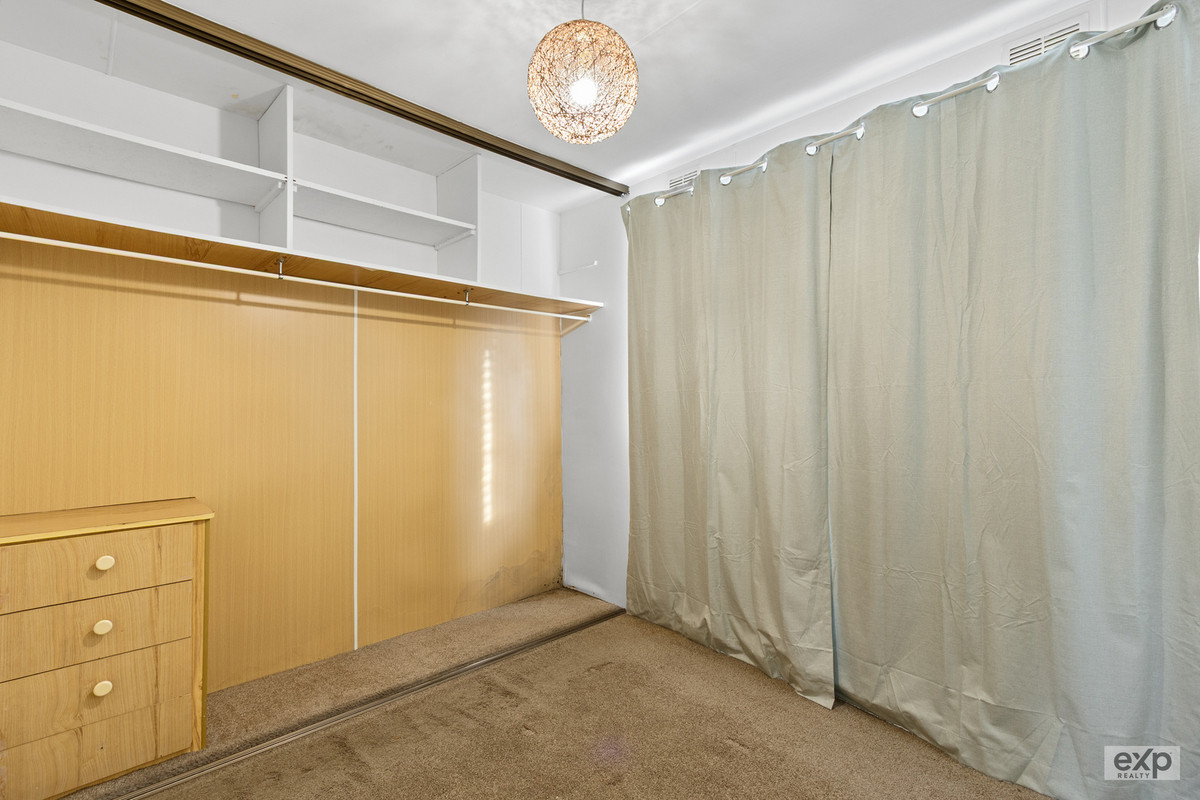 Under contract by David Washington