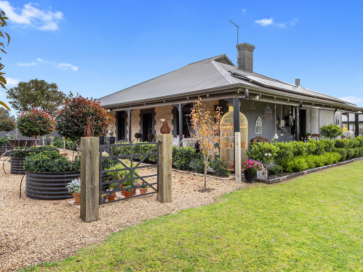 Pear Tree Homestead