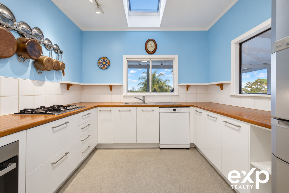 Residential for sale in Palmwoods, 72 Winston Road, Palmwoods QLD 4555, 2020 m²