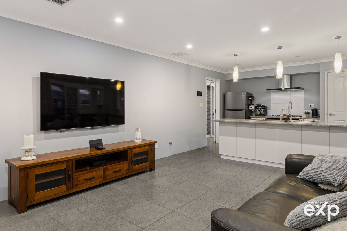 Discover Your Perfect Family Haven Lets Negotiate $949,000K - $969,000K