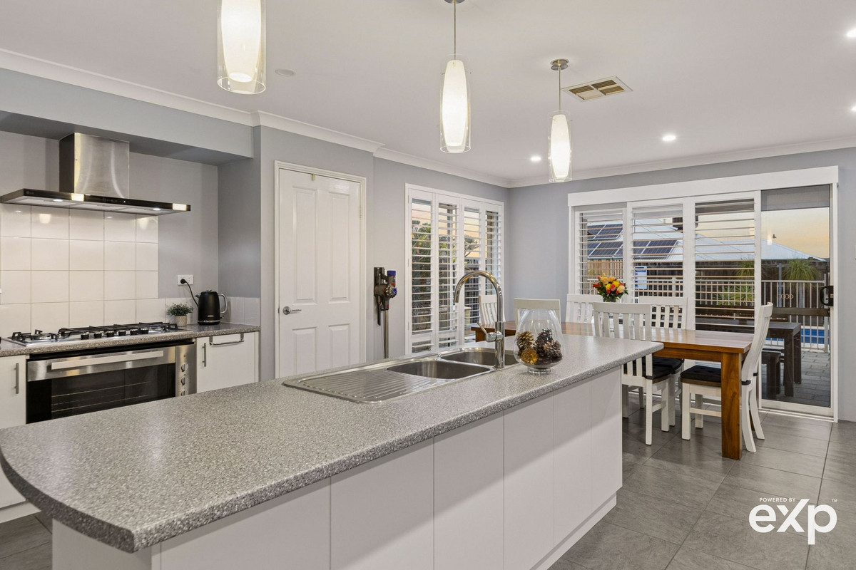 Discover Your Perfect Family Haven Lets Negotiate $949,000K - $969,000K