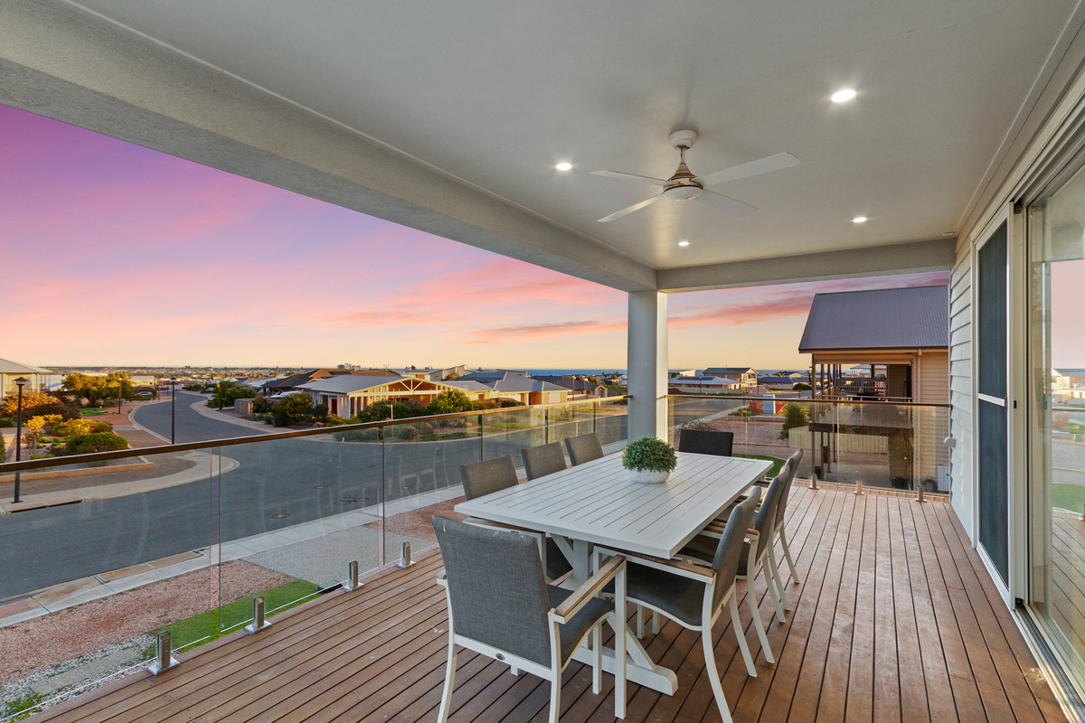 Executive Coastal Living Crafted for Lifestyle, Space & Entertaining