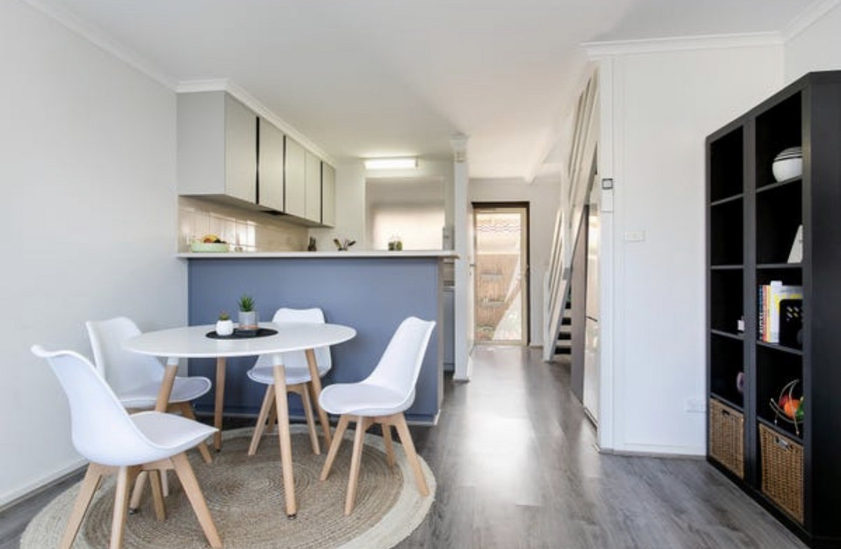 Easy-Care Living in a Prime West Lakes Location - A Great Way To Start