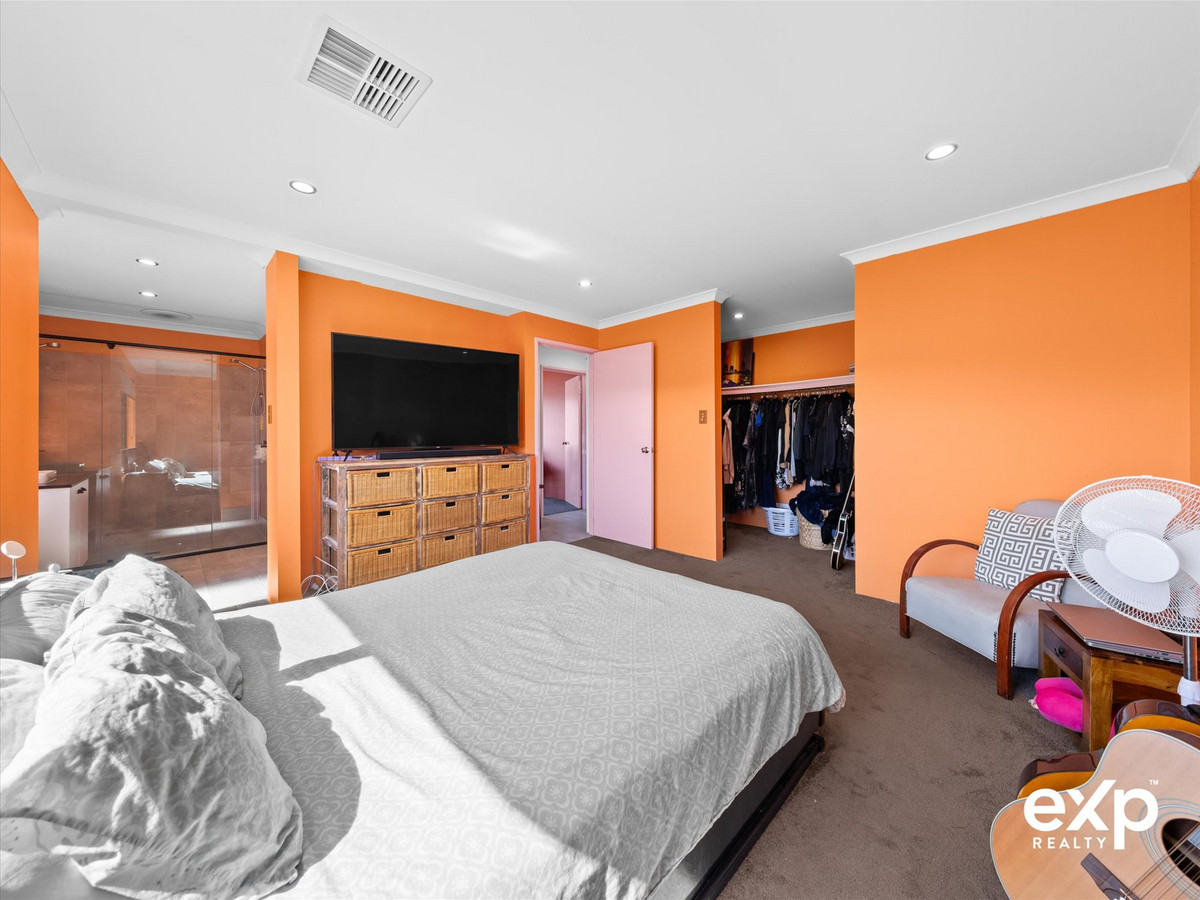 Residential for sale in Dawesville, 1 Marbelup Pass, Dawesville WA 6211, 627 m²