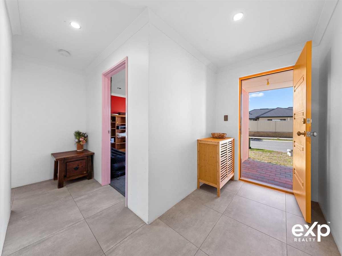 Residential for sale in Dawesville, 1 Marbelup Pass, Dawesville WA 6211, 627 m²