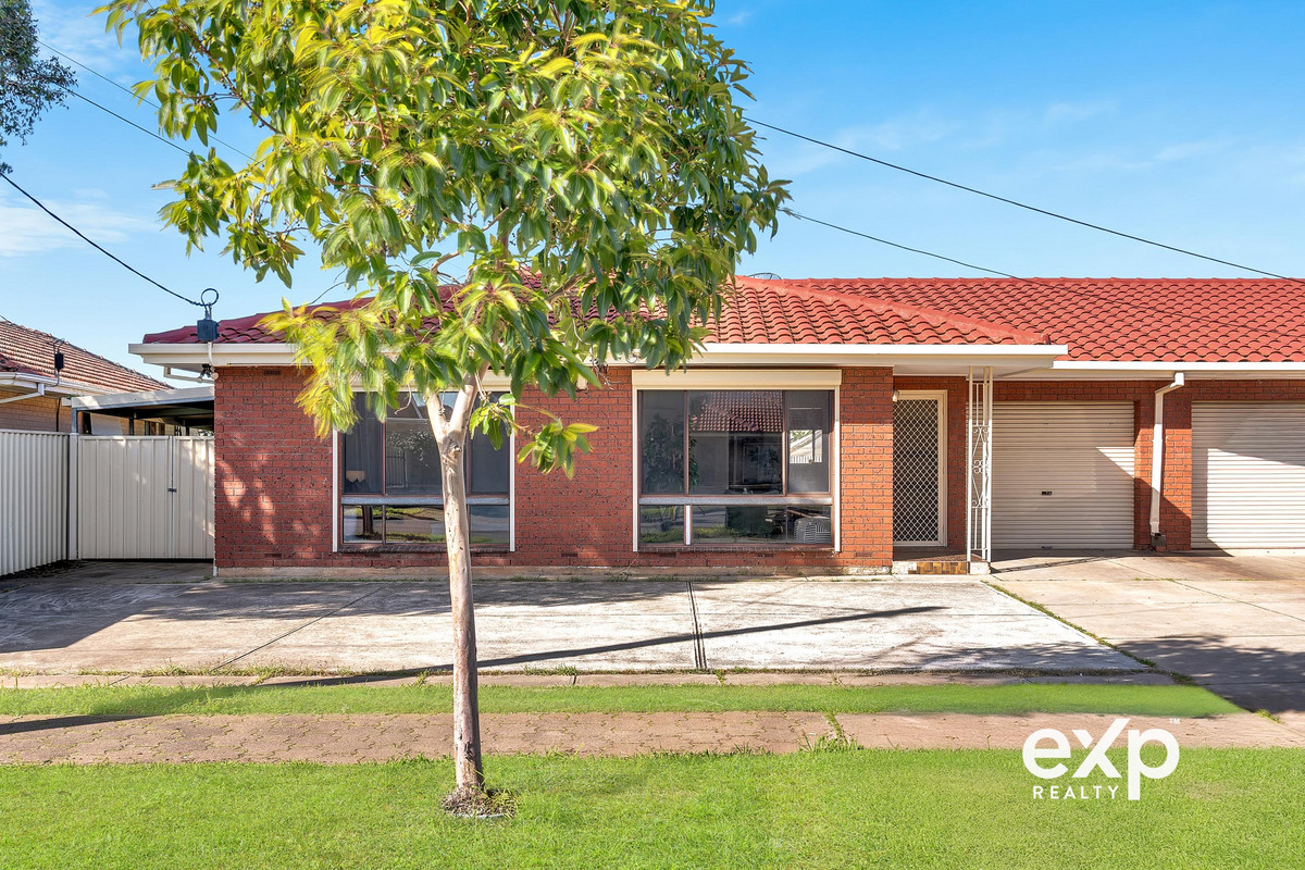 Low-Maintenance Living in a Prime Parkside Location – Perfect First Home or Investment!