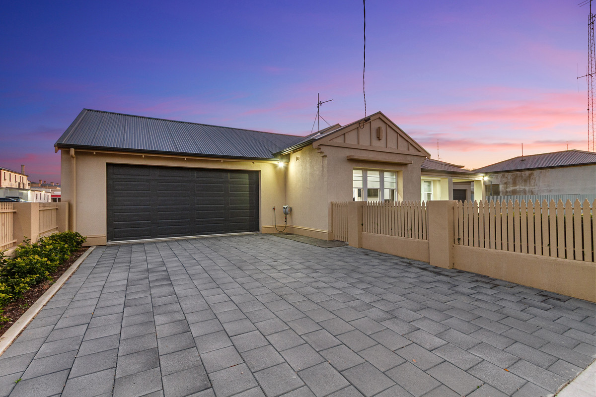 A Rare Lifestyle Property with Character, Space & Exceptional Entertaining