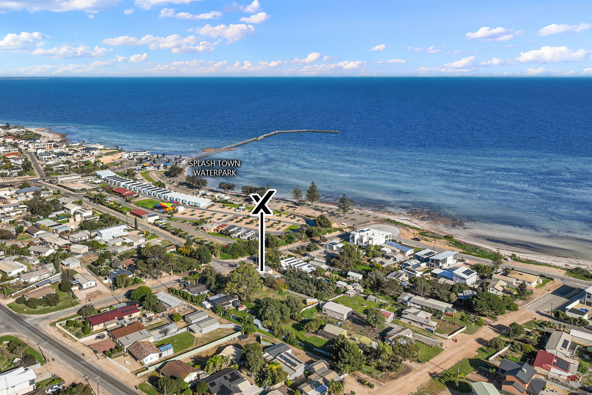 1,262sqm parcel... Renovate, Rebuild or Relax – The Choice is Yours