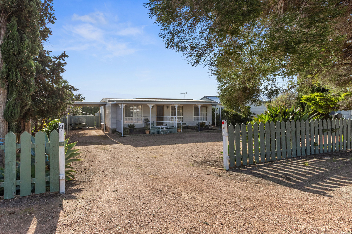 Residential for sale in Moonta Bay, 61 Narangga Terrace, Moonta Bay SA 5558, 1326 m²