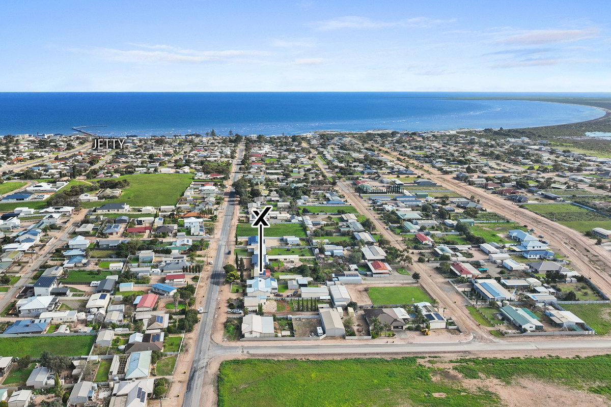 Residential for sale in Moonta Bay, 61 Narangga Terrace, Moonta Bay SA 5558, 1326 m²