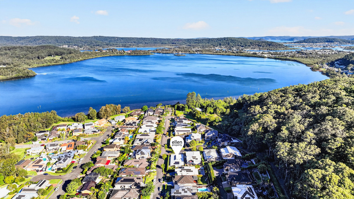 Premium Single-Level Living in Prestigious Figtree Bay Estate